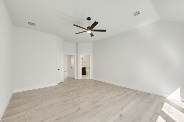 409 Chestnut Lane, Glenn Heights, TX 75154
