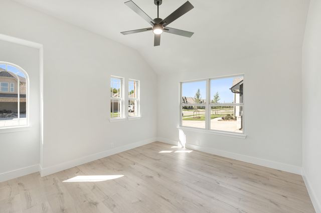 409 Chestnut Lane, Glenn Heights, TX 75154