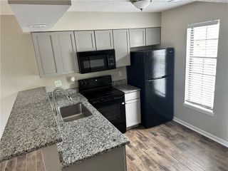 725 SW Liggett Road A, Blue Springs, MO 64015