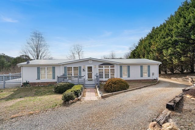 283 Bobcat Lane, Warne, NC 28909