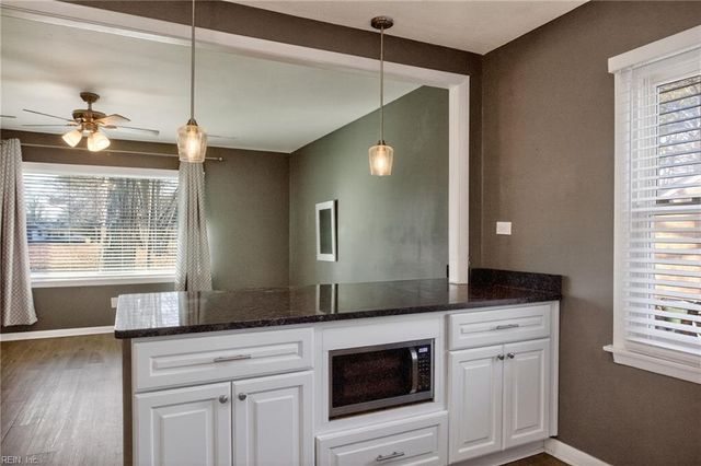 304 Woodland RD, Hampton, VA 23669