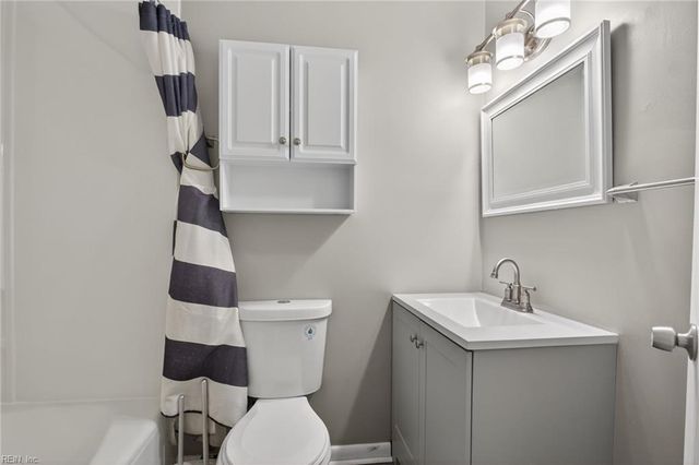 304 Woodland RD, Hampton, VA 23669