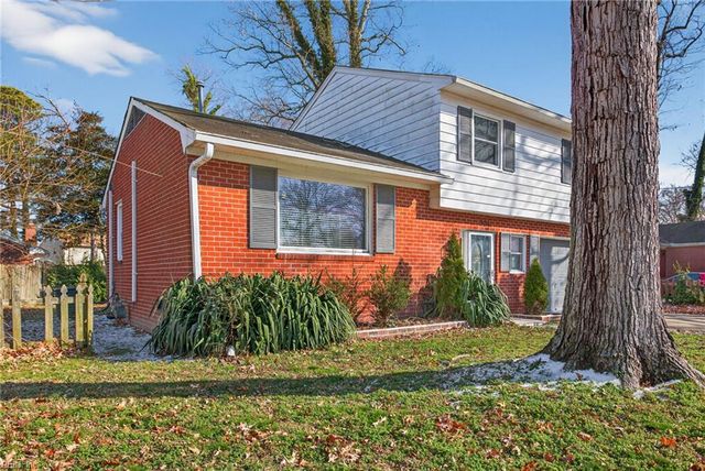 304 Woodland RD, Hampton, VA 23669