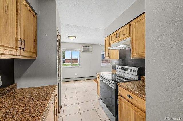 7309 W Hampden Avenue 203, Lakewood, CO 80227