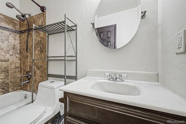 7309 W Hampden Avenue 203, Lakewood, CO 80227