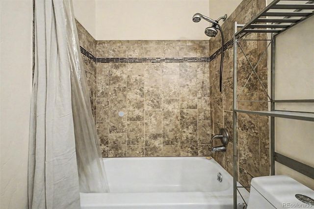7309 W Hampden Avenue 203, Lakewood, CO 80227