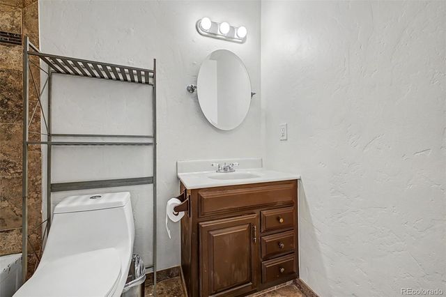 7309 W Hampden Avenue 203, Lakewood, CO 80227