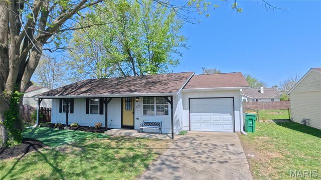 113 Perrottet Drive, Mascoutah, IL 62258