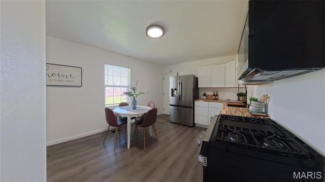 113 Perrottet Drive, Mascoutah, IL 62258