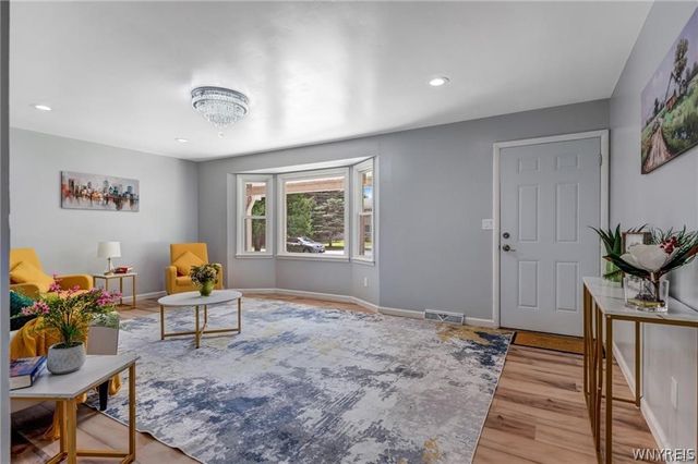 41 Freemont Avenue, Cheektowaga, NY 14043