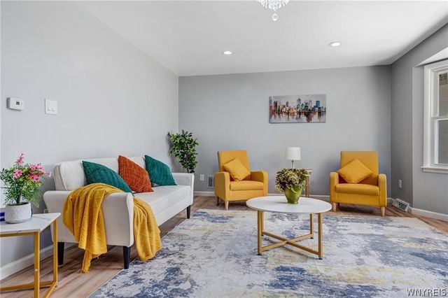 41 Freemont Avenue, Cheektowaga, NY 14043