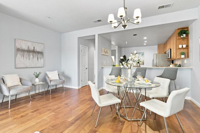 4173 El Camino Real 17, Palo Alto, CA 94306