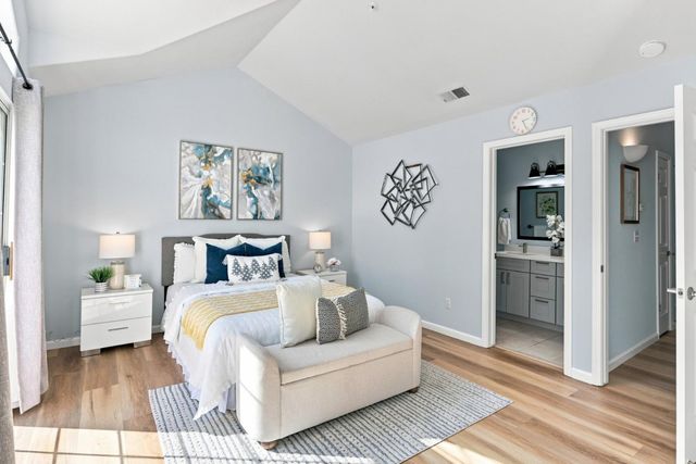 4173 El Camino Real 17, Palo Alto, CA 94306