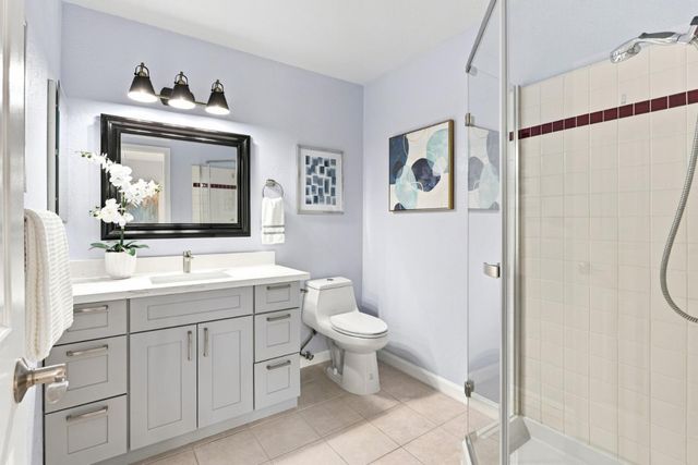 4173 El Camino Real 17, Palo Alto, CA 94306