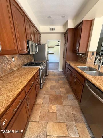 4017 Havenridge Court, Moorpark, CA 93021