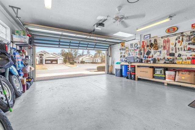 823 CUNNINGHAM DRIVE, Davenport, FL 33837