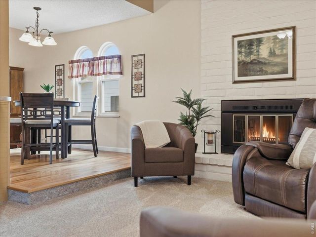 370 10th St, Windsor, CO 80550