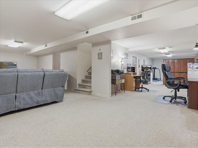 370 10th St, Windsor, CO 80550