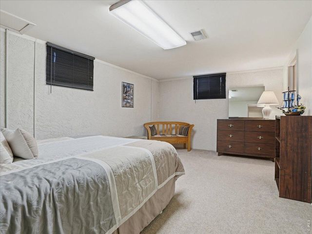 370 10th St, Windsor, CO 80550