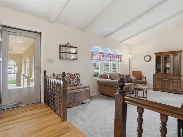 370 10th St, Windsor, CO 80550