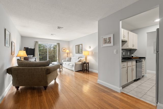 44 Loomis St 309, Malden, MA 02148