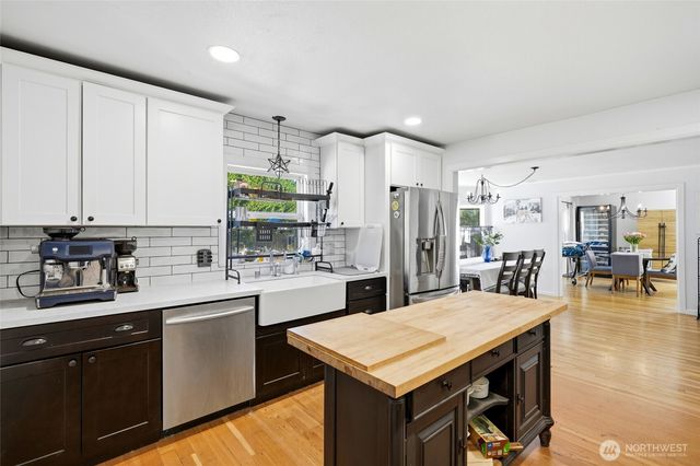 16515 39th Avenue E, Tacoma, WA 98446