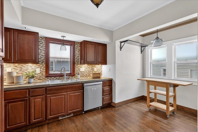 1024 Chatham Street, Grand Rapids, MI 49504