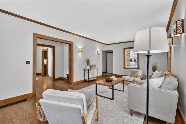 1024 Chatham Street, Grand Rapids, MI 49504