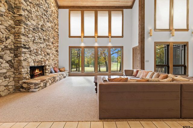 196 N Peaceful Woods Trail, Holly Lake Ranch, TX 75765