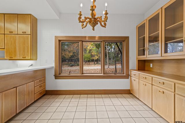 196 N Peaceful Woods Trail, Holly Lake Ranch, TX 75765