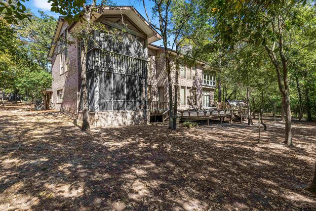 196 N Peaceful Woods Trail, Holly Lake Ranch, TX 75765