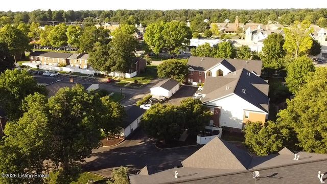 1130 Westlynne Pl 8, Louisville, KY 40222