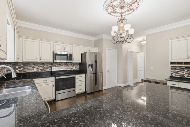 7121 Smokey Hill Rd, Antioch, TN 37013