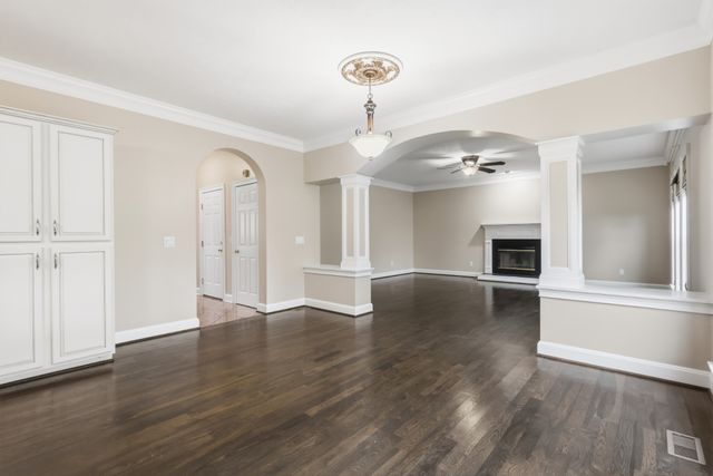 7121 Smokey Hill Rd, Antioch, TN 37013