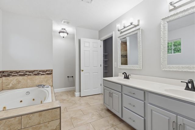 7121 Smokey Hill Rd, Antioch, TN 37013