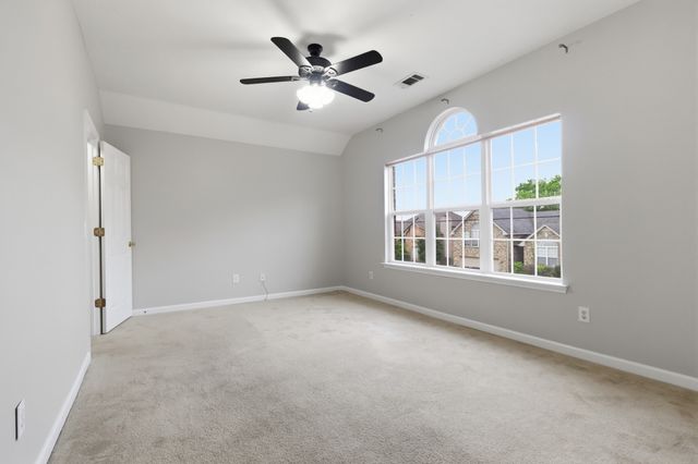 7121 Smokey Hill Rd, Antioch, TN 37013