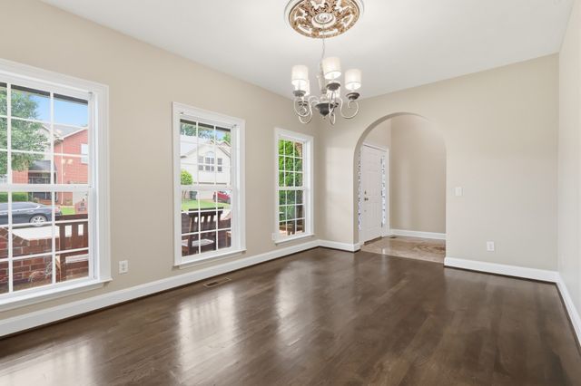 7121 Smokey Hill Rd, Antioch, TN 37013