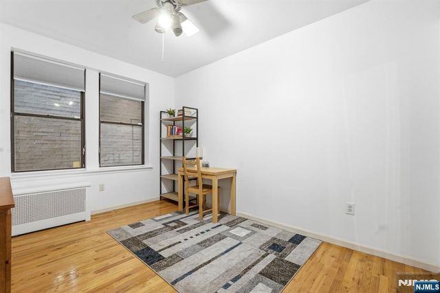 883 E Boulevard 1F, Weehawken, NJ 07086