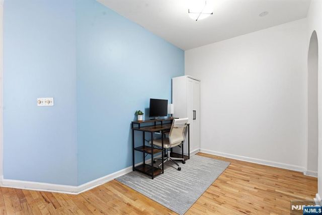 883 E Boulevard 1F, Weehawken, NJ 07086