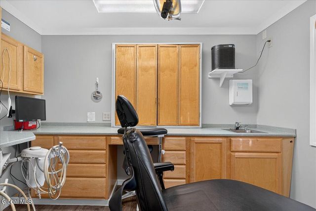 336 Glenmont Road, Bethlehem, NY 12077