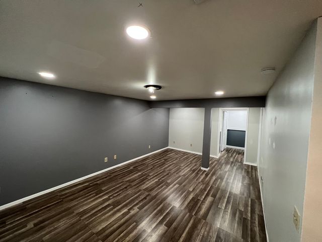502 Powers Court B, Yorkville, IL 60560