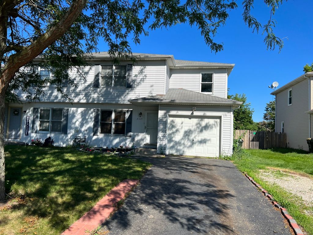 502 Powers Court B, Yorkville, IL 60560