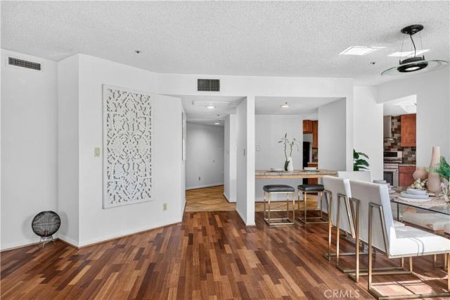 426 N Maryland 101, Glendale, CA 91206