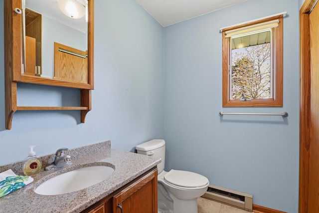1412 Field Tree LANE, Oostburg, WI 53070