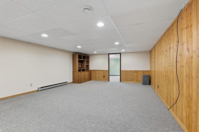 1412 Field Tree LANE, Oostburg, WI 53070