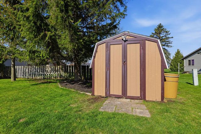 1412 Field Tree LANE, Oostburg, WI 53070