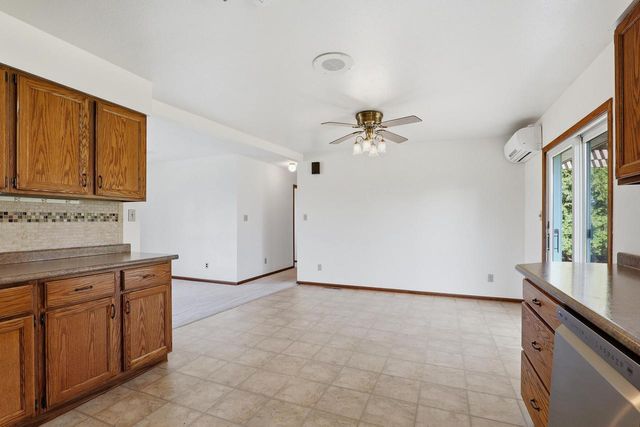 1412 Field Tree LANE, Oostburg, WI 53070