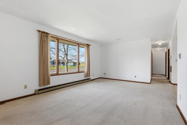 1412 Field Tree LANE, Oostburg, WI 53070