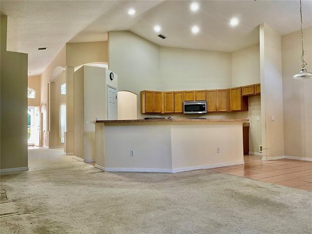 2 WASER PLACE, Palm Coast, FL 32164