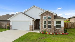 415 NW 62nd Avenue, Bentonville, AR 72713